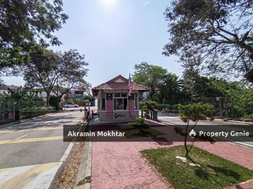 Freehold & Renovated | Double Storey Garnet Emerald Rawang