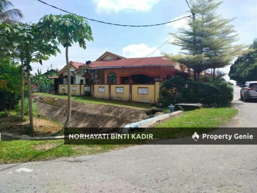 (CANTIK, CORNER LOT) TERES SETINGKAT TAMAN BUKIT BENDERA, MENTAKAB