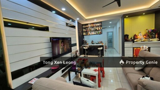 Freehold Terraced Home In Krubong, 1540 Sqft, Partially Furnished