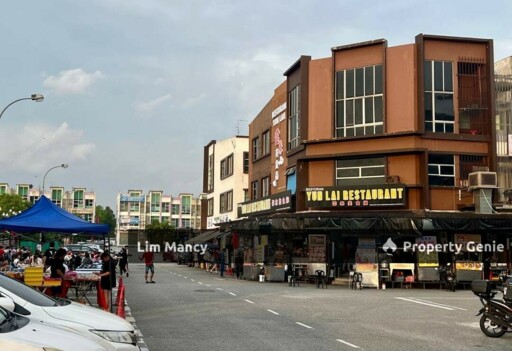 Taman Mutiara Mas Three Storey Commercial Shoplot and Good For Investment