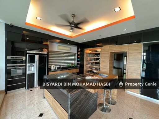 FACING OPEN 3 STOREY BUNGALOW, MONTEREZ GOLF & COUNTRY CLUB, SHAH ALAM .