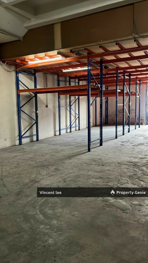 Balakong  2 Storey Corner Link Factory, with Extended Area, Prime Location