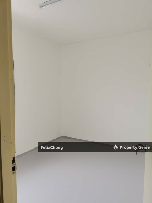 Bandar Selesa Jaya Low Cost Flat,Skudai,Level 4,Full Loan