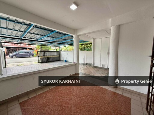 Double Storey Terrace Jalan Daisi, Bukit Sentosa, Rawang