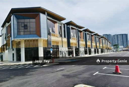 Bukit Indah New Shoplot For Rent