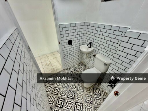 Renovated & Extended | 2 Storey Terrace Taman Kota Perdana, Bandar Putra Permai, Seri Kembangan Selangor .