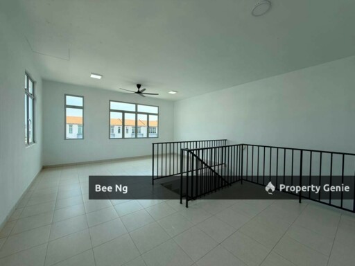 Cassia @ Pulai Mutiara 2.5 Storey Terrace End Lot With Land