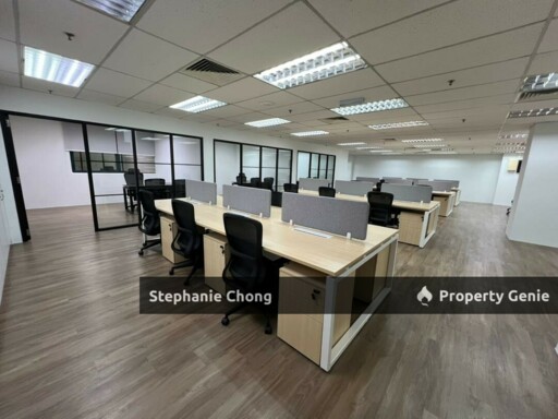 KLCC Office Fully-Furnished Newly-Renovated | 📍 UOA II Centre, Kuala Lumpur | 🚆 Monorail LRT MRT