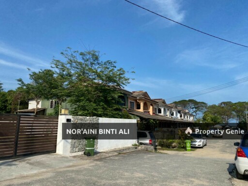 Untuk Dijual - 2 Lot Tanah Bangunan, Berhampiran Jalan Kuantan-Kemaman, di Mukim Beserah, Batu Hitam Padang Hangus, Kuantan, Pahang.