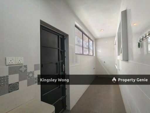 Gunung Lang Freehold Double Storey Terrace House Gated Guarded Near Highway Easy Acess Anywhere