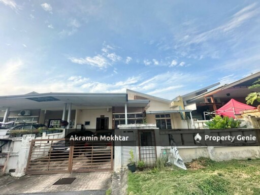 Freehold & Bumi Lot | Single Storey Intermediate Jalan Timur Bandar Enstek Negeri Sembilan