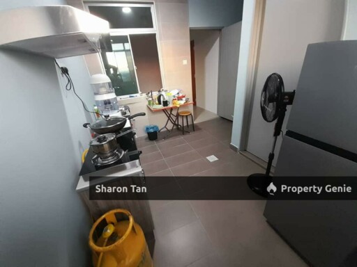 East Bay Apartment Kota Puteri JB Corner Lot Can Full Loan Freehold