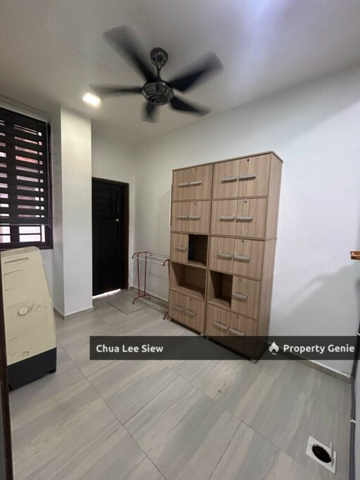 For Rent RM 2,700 (nego)🏠 Double Storey Terrace House 📍Rini Heights