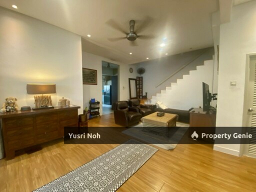 Double Storey Semi-D  Lake Valley Avenue 6 Bandar Tun Hussein Onn Cheras