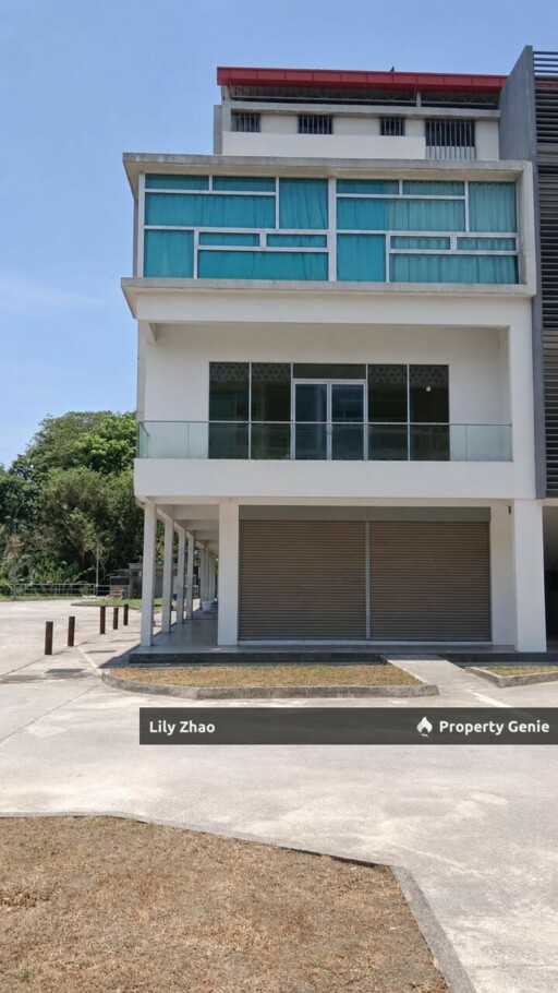 1st Floor Corner Shop Office for Rent, 1,500 Sq ft, Suria Inanam, Kota Kinabalu.