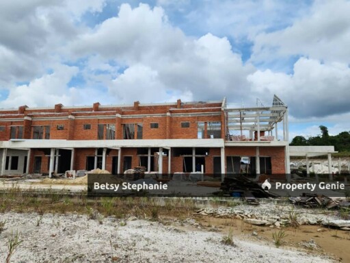 Lotak Villas 5 Double Storey House@ Stephen Yong, Kuching Sarawak