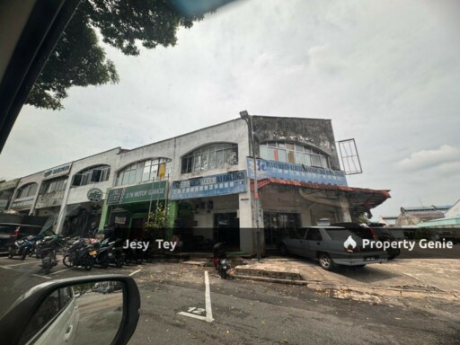Jalan Pematang - Corner Whole Block  Double Storey