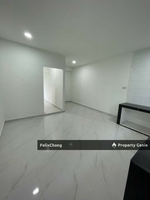 Taman Bertuah Satu 2 Sty Low Cost Corner Lot,Kluang,Johor Bahru