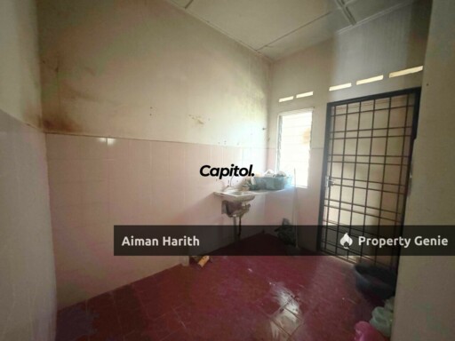 SEMI D MURAH TANAH LUAS & UNIT CORNER Semi D Single Storey Taman Berjaya Permai, Kempadang For Sale
