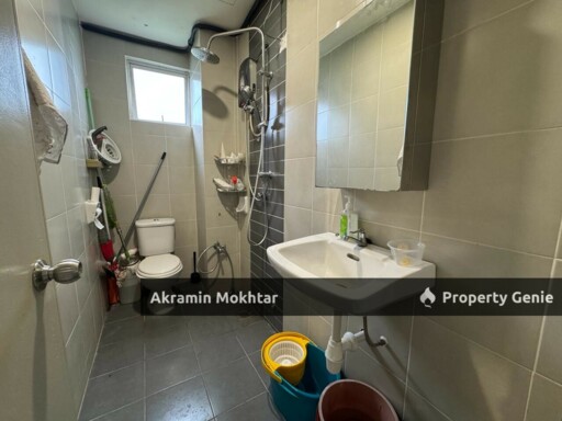 Renovated, Partially Furnished & 2 Covered Parking | Pangsapuri Damai Seksyen 25 Shah Alam, Level 4 with Lif