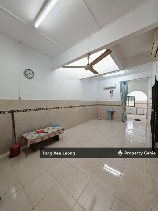 1 Storey For Sale @ Bukit Beruang !! Facing Padang Unit Below Value !!