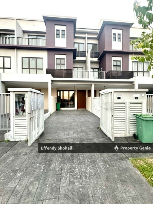 THE STRATA TOWNHOUSE BANDAR SERI PUTRA BANGI