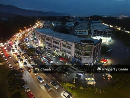 Bandar Lahat Mines Ipoh, Corner Shop for Rent, High Exposure, Great Location, Pasar Malam