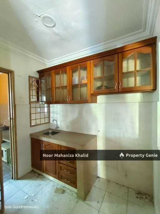 2 Storey Corner Lot Renovated, Bandar Bukit Mahkota Bangi