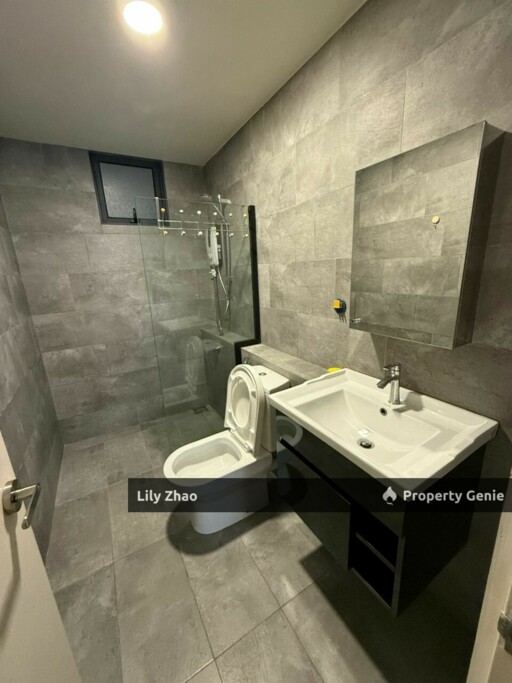 Maya Condo for Rent, Block C 8th Floor, Cozy Furnished, 3Bed 2Bath, 1,100 Sqft, Likas, Kota Kinabalu City