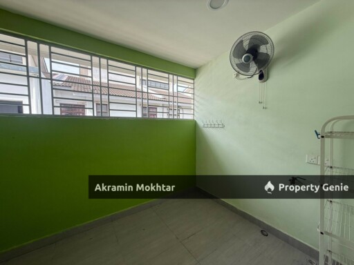 FREEHOLD, PARTIALLY FURNISHED & RENOVATED| Double Storey Terrace Bandar Puteri Klang, Jalan Gelang,Selangor