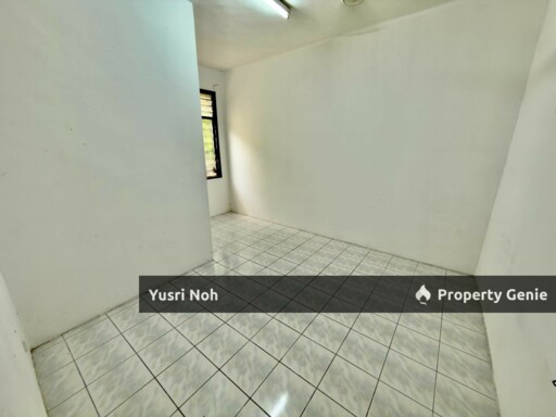 2 Storey Terrace AT Taman Seroja, Bandar Baru Salak Tinggi, Sepang Selangor