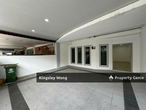 Menglembu 2.5 Storey Terrace House Refurbished unit Near First Garden Falim Lahat