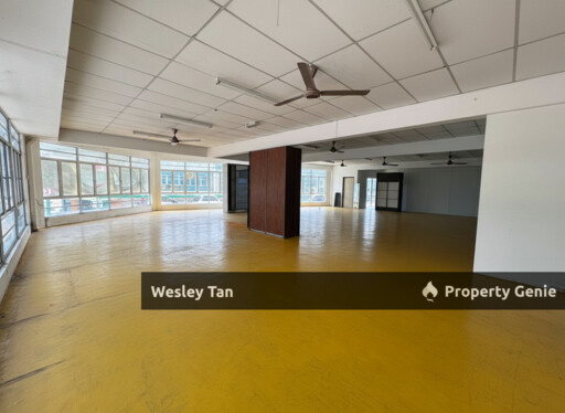 Bukit Piatu Mutiara Semabok 2 Storey Corner Shoplot Facing Main Road For Rent