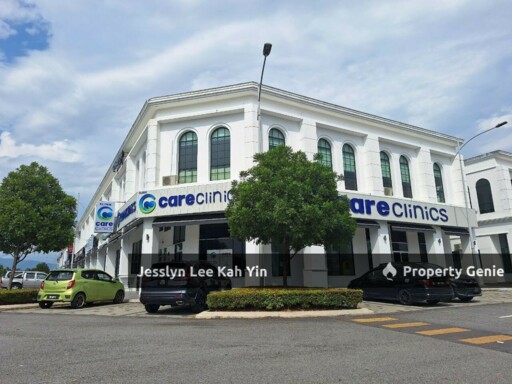 Eco Majestic Semenyih Shop Corner [Face Main Road]