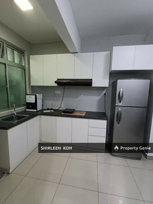Male room for rent at Larkin Heights @ Larkin Idaman