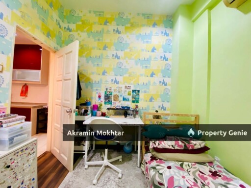 RENOVATED | TAMAN RIANA UKAY 2 STOREY TERRACE CORNER LOT