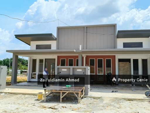 J3 Residence Terraced Home In Dengkil, Freehold 1040 Sqft