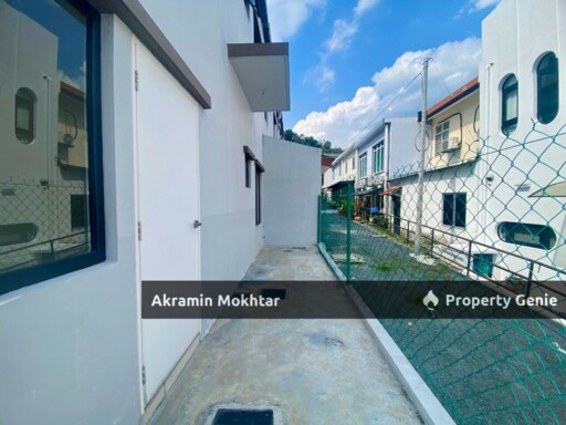 CORNER | NASSIM HEIGHTS 3 STOREY SUPERLINK
