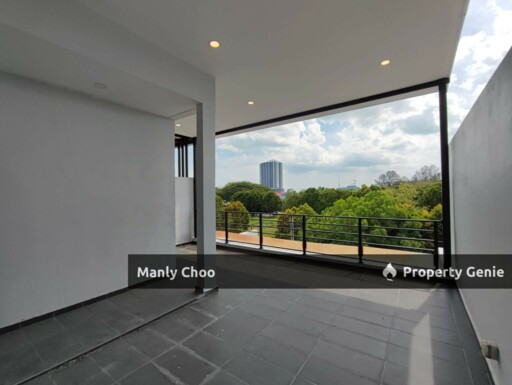 GUARDED 2.5 Storey Terrace Taman Limbongan Indah Near Tarcor Park TOWN