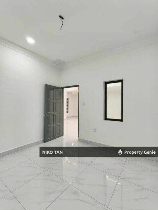 [UNBLOCK VIEW]1-Storey Corner Taman Johor Jaya For Sale