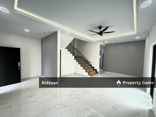 Taman Pulai Indah, Double Storey Corner Lot