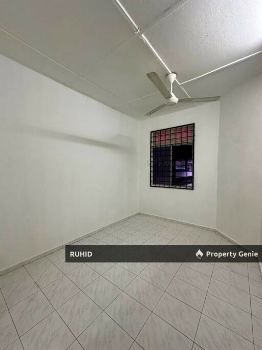 Taman Universiti Single Storey Terrace for Sale