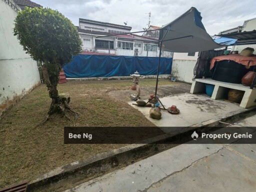 Taman Kolam Air / Jalan Rubi / Double Storey Terrace