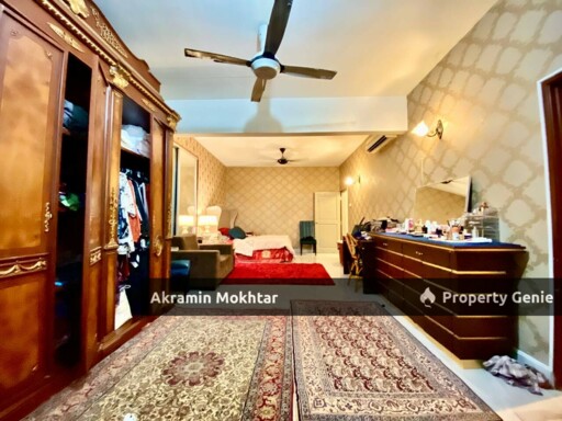 Freehold & Partially Furnished | Double Storey Bungalow [CORNER] Jalan Kent Kampung Datuk Keramat KL