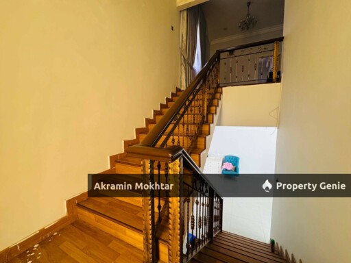 CORNER LOT Bungalow House 2 Storey Seksyen 6 Shah Alam Selangor