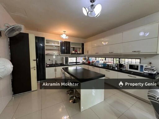 FREEHOLD & RENOVATED | 3 STOREY SEMI DETACH HOUSE TAMAN TROPIKA 2 BANGI