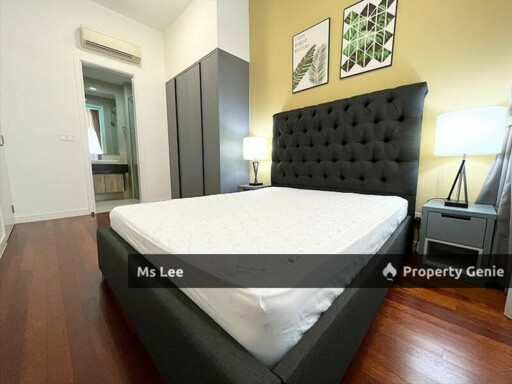 Pavilion Hilltop @ Mont Kiara- Level 21 with balcony-Sale below bank value Rm250k