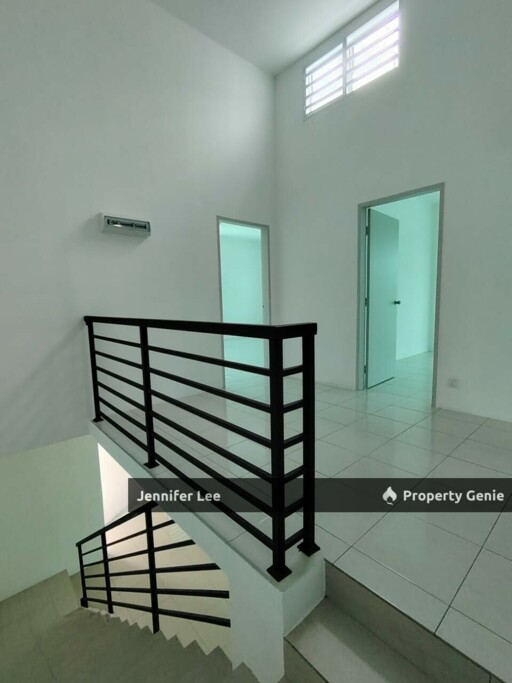 KLEBANG, IPOH FREEHOLD UNOCCUPIED DOUBLE STOREY TERRACE CORNER UNIT WITH HUGE SIDE LAND