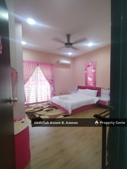 DOUBLE STORY CORNER LOT ! FULLY FURNISHED