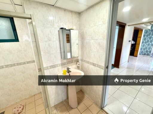 FREEHOLD, CORNET UNIT & 3 COVERED PARKING | MONT KIARA ASTANA CONDO, KL